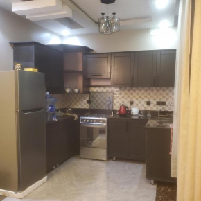 Giseyin Apartment